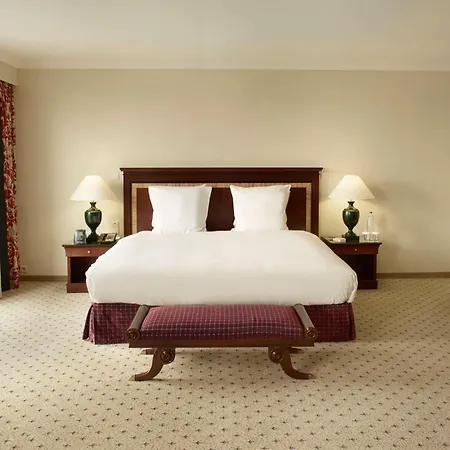 Hilton Old Town Hotel 4*