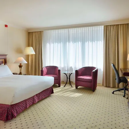 Hotel Hilton Old Town 4*